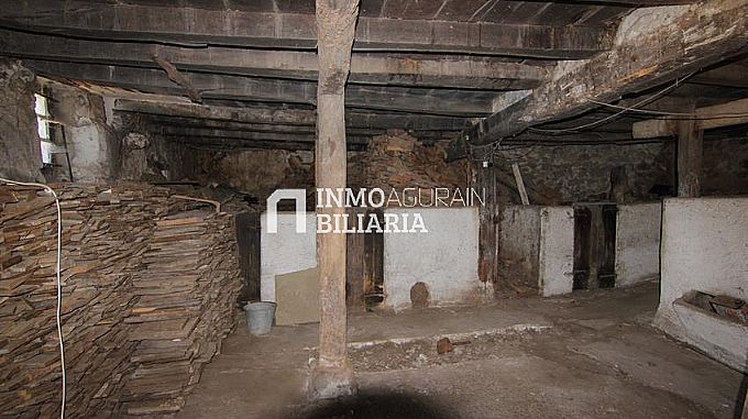 Venta de casa en Urabain