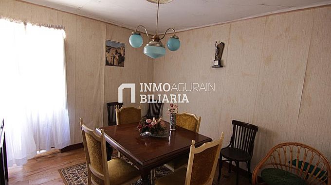 Venta de casa en Larraona