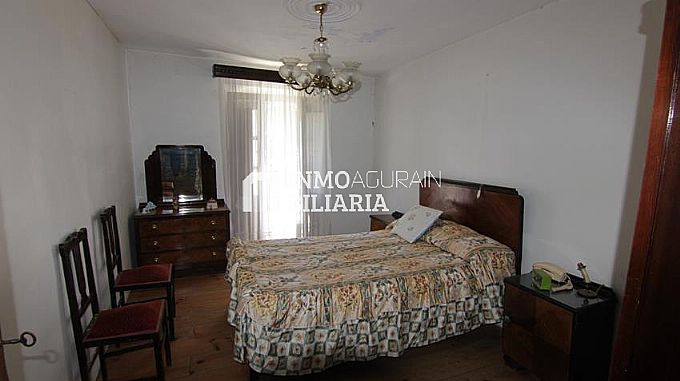 Venta de casa en Larraona