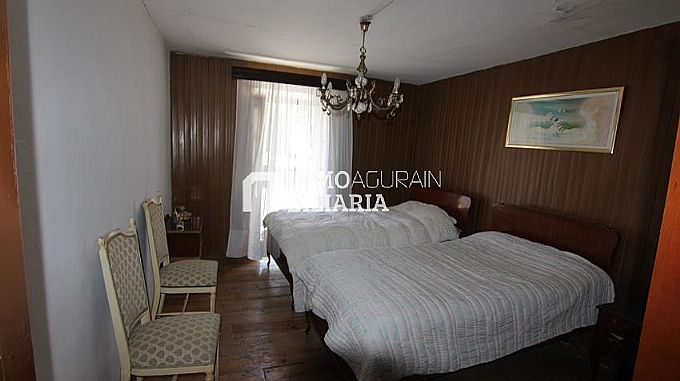 Venta de casa en Larraona