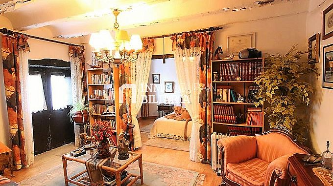 Venta de casa en Araia
