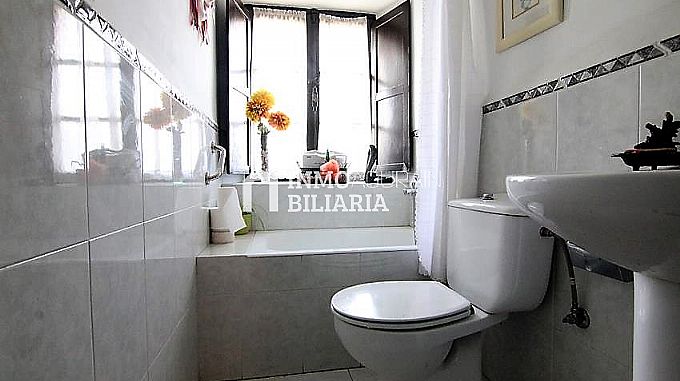 Venta de casa en Araia