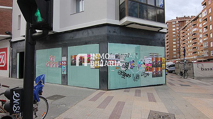 Venta de local comercial en Vitoria-Gasteiz