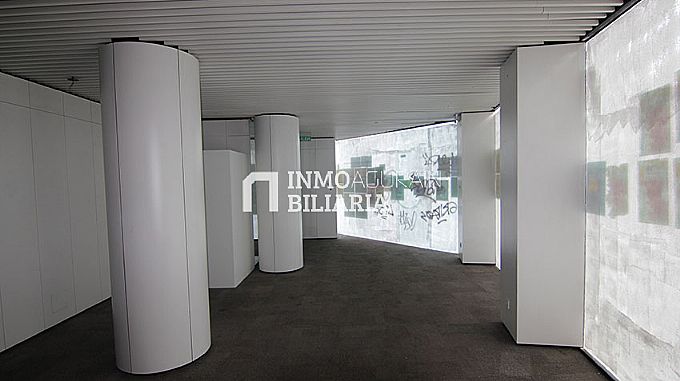 Venta de local comercial en Vitoria-Gasteiz