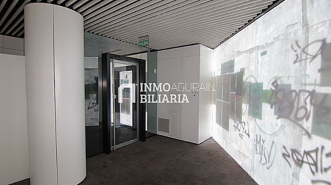 Venta de local comercial en Vitoria-Gasteiz