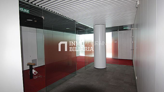 Venta de local comercial en Vitoria-Gasteiz