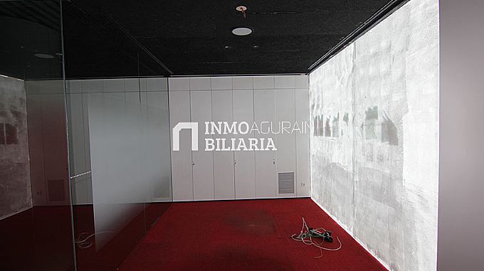 Venta de local comercial en Vitoria-Gasteiz