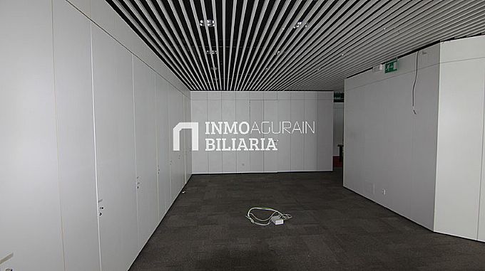 Venta de local comercial en Vitoria-Gasteiz
