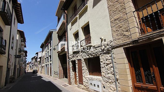 PISO EN KAMPEZO