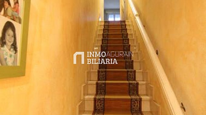 DUPLEX EN AGURAIN