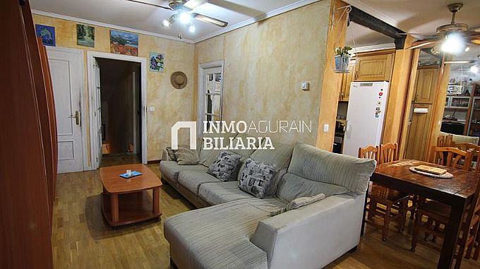 DUPLEX EN AGURAIN