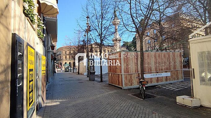 Venta / Alquiler de local comercial en Pamplona