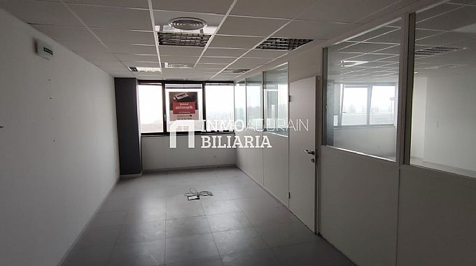 Venta de local comercial en Orkoien