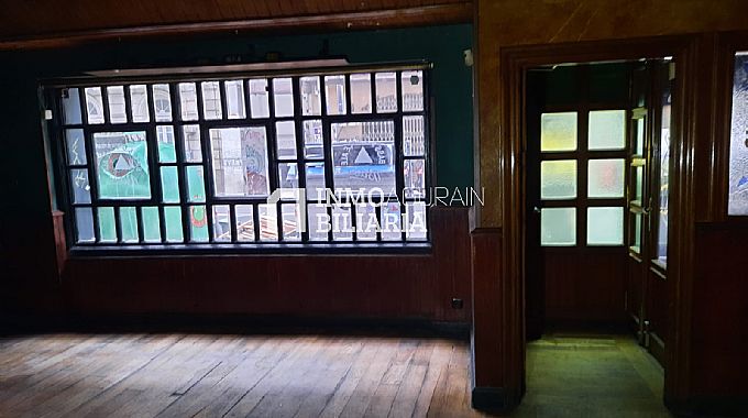 Venta de local comercial en Vitoria-Gasteiz