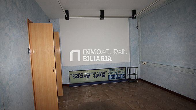 Venta de local comercial en Vitoria-Gasteiz