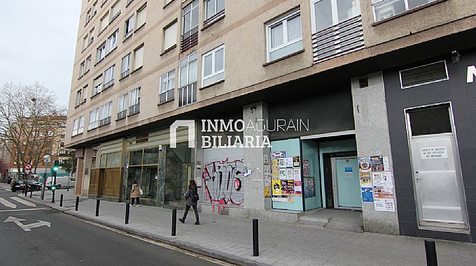 Venta de local comercial en Vitoria-Gasteiz