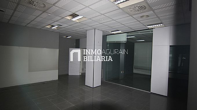 Venta de local comercial en Vitoria-Gasteiz