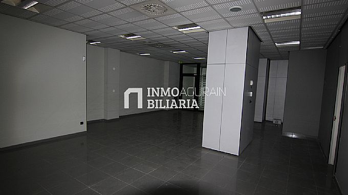 Venta de local comercial en Vitoria-Gasteiz