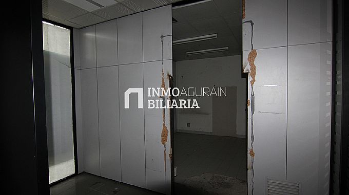Venta de local comercial en Vitoria-Gasteiz
