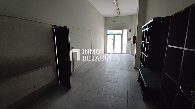 Venta de local comercial en Vitoria-Gasteiz