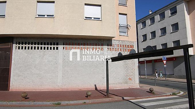 Venta de local comercial en Salvatierra-Agurain