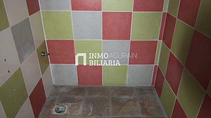 Venta de local comercial en Labastida