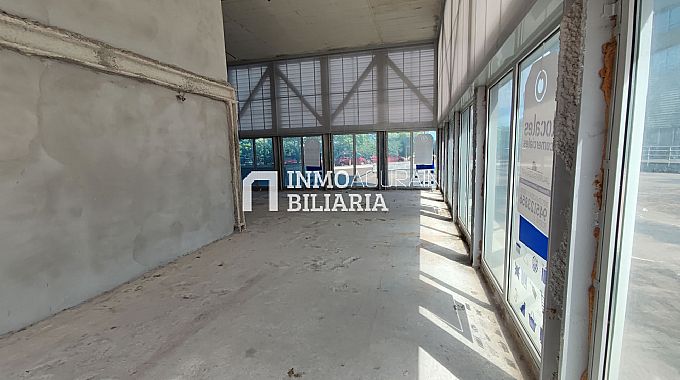 Venta de local comercial en Vitoria-Gasteiz
