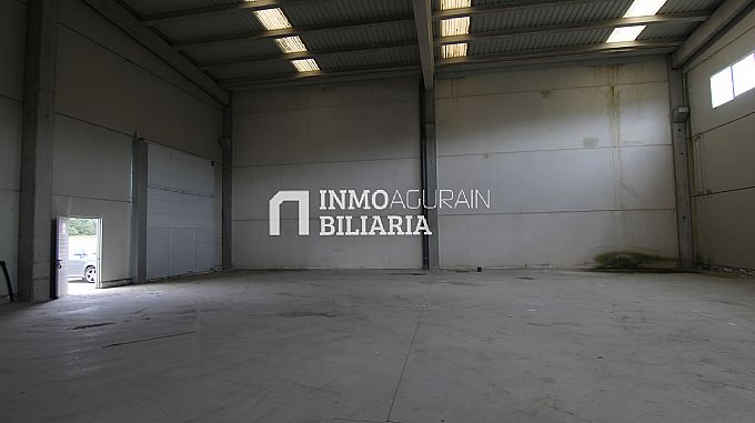 NAVE INDUSTRIAL EN AGURAIN