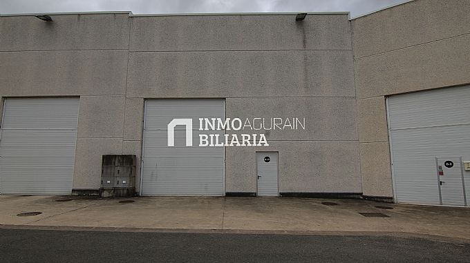 NAVE INDUSTRIAL EN AGURAIN