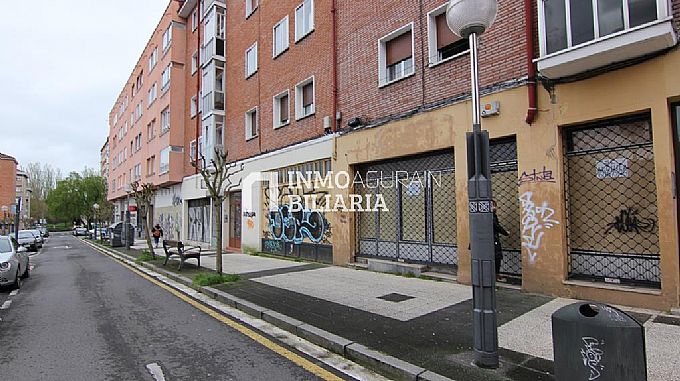 ALQUILER LOCAL COMERCIAL CALLE GALICIA DE VITORIA