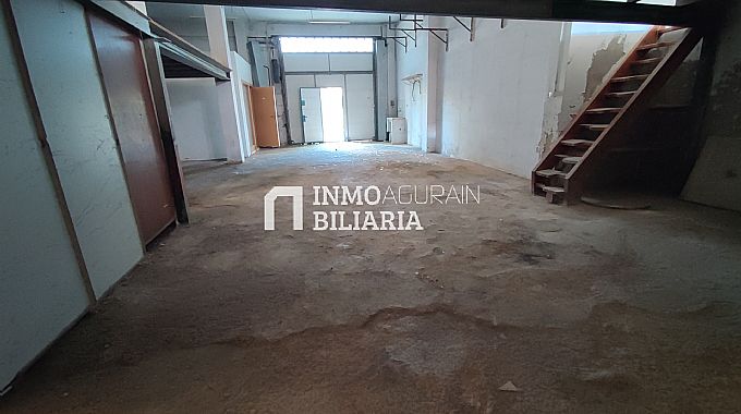 Venta de local comercial en Vitoria-Gasteiz