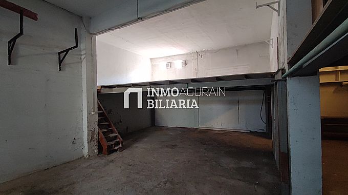 Venta de local comercial en Vitoria-Gasteiz