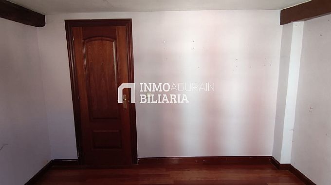 PISO EN OLAZTI