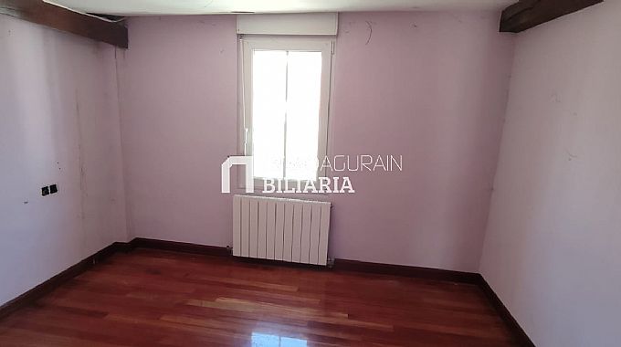 PISO EN OLAZTI