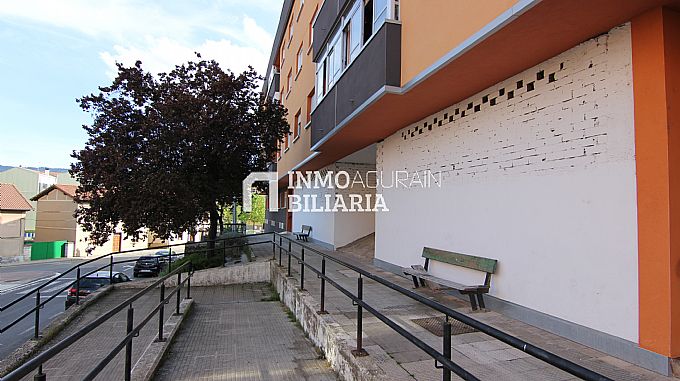 Venta de local comercial en Salvatierra-Agurain
