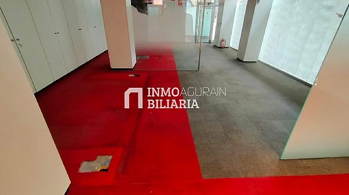 Venta de local comercial en Pamplona