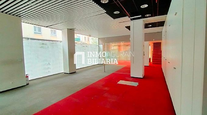 Venta de local comercial en Pamplona