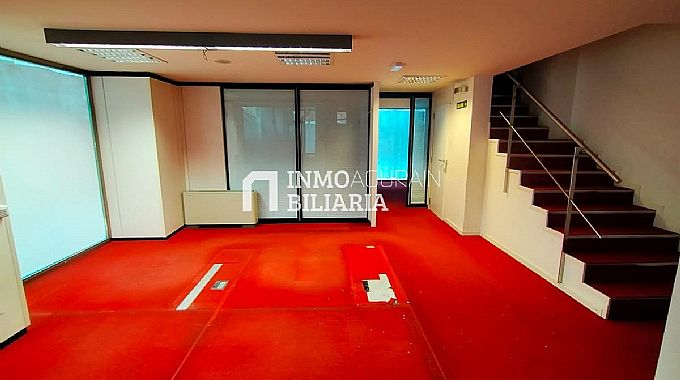 Venta de local comercial en Pamplona