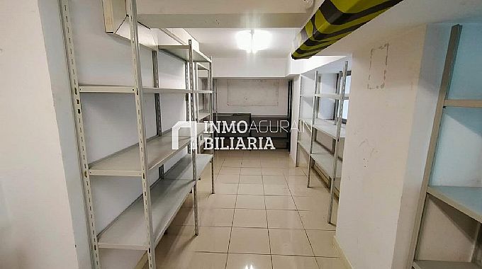Venta de local comercial en Pamplona