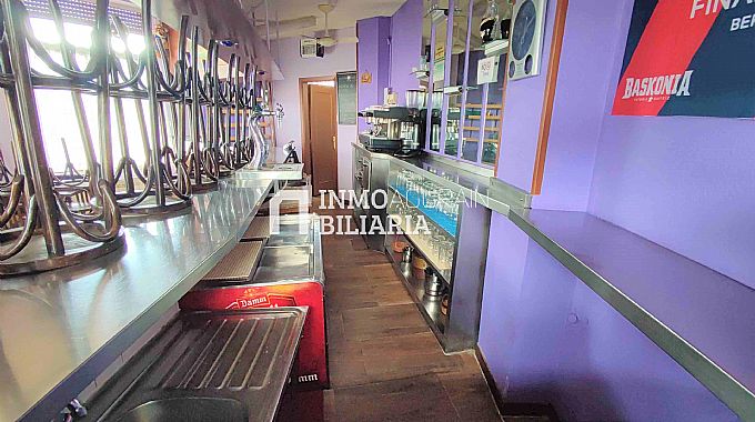 Venta de local comercial en Vitoria-Gasteiz