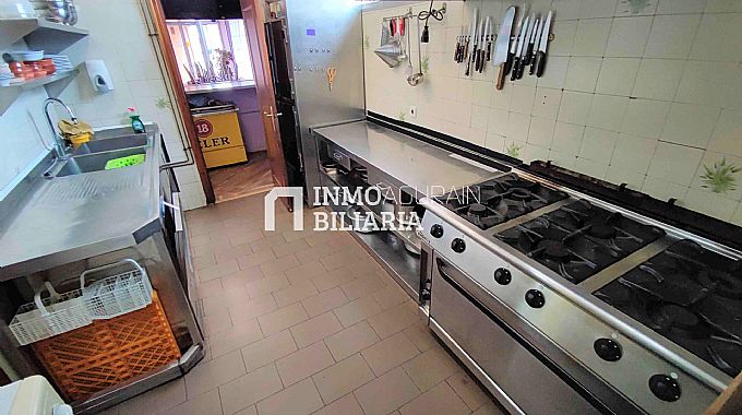 Venta de local comercial en Vitoria-Gasteiz