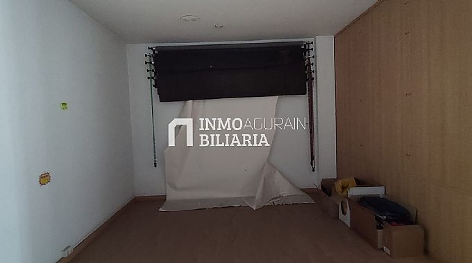 Venta de local comercial en Berriozar
