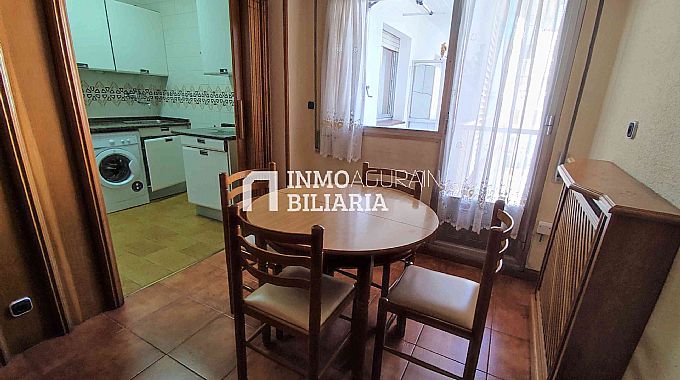 Venta de piso en C/ Jacinto Benavente (Vitoria-Gasteiz)