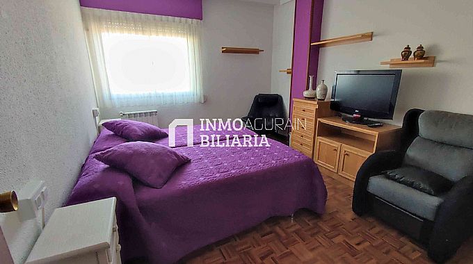 Venta de piso en C/ Jacinto Benavente (Vitoria-Gasteiz)