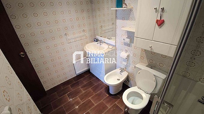 Venta de piso en C/ Jacinto Benavente (Vitoria-Gasteiz)