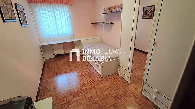 Venta de piso en C/ Jacinto Benavente (Vitoria-Gasteiz)