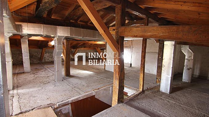 CASA EN OSMA