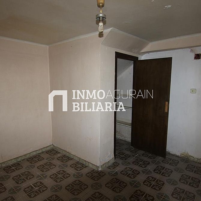 CASA EN OSMA - 28
