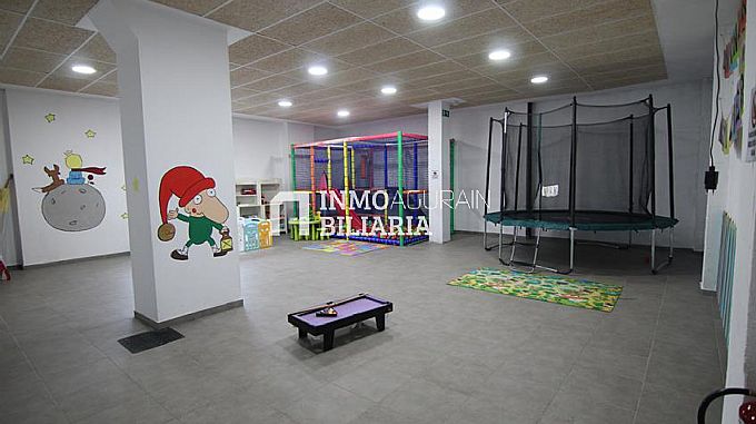 Alquiler local comercial en Agurain