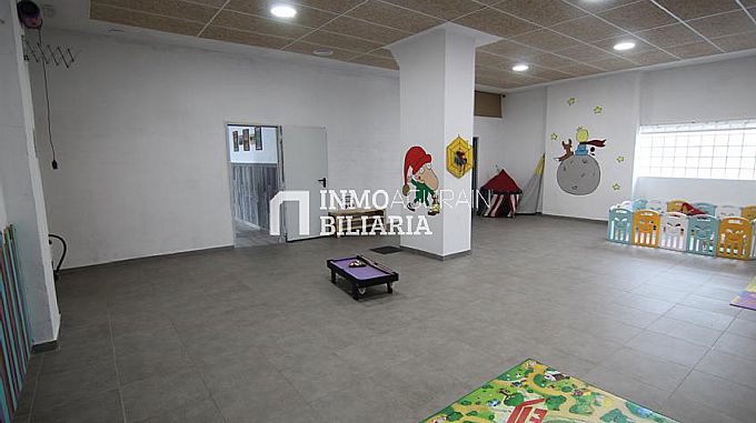 Alquiler local comercial en Agurain